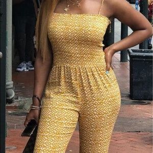 Jumpsuit / new without tag